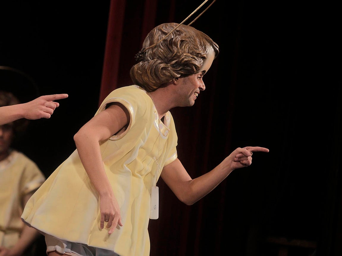 Chirigota El niño Jesús que tenía mi mare... Carnaval de Cádiz 2016