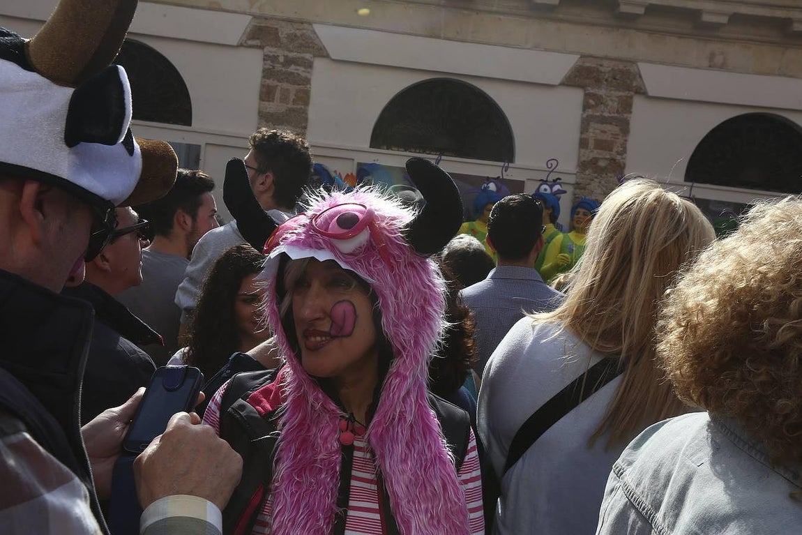 Fotos: Primer sábado de Carnaval en Cádiz