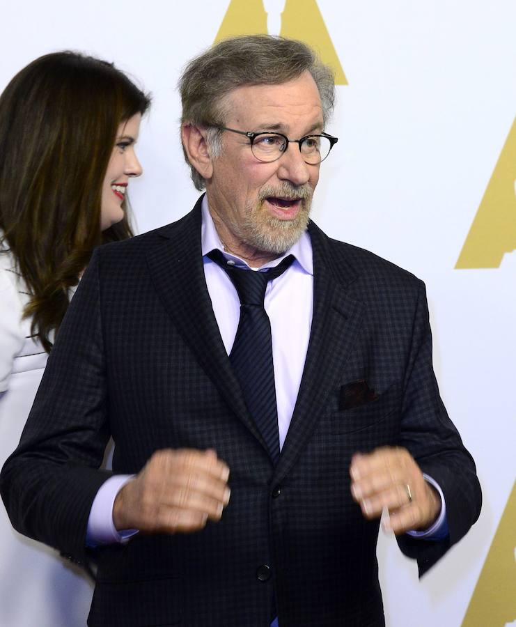 El director estadounidense Steven Spielberg posa a su llegada. 