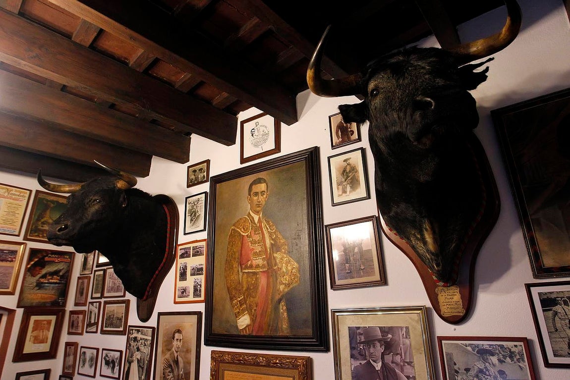 En imágenes, la huella de Manolete por los rincones de Córdoba