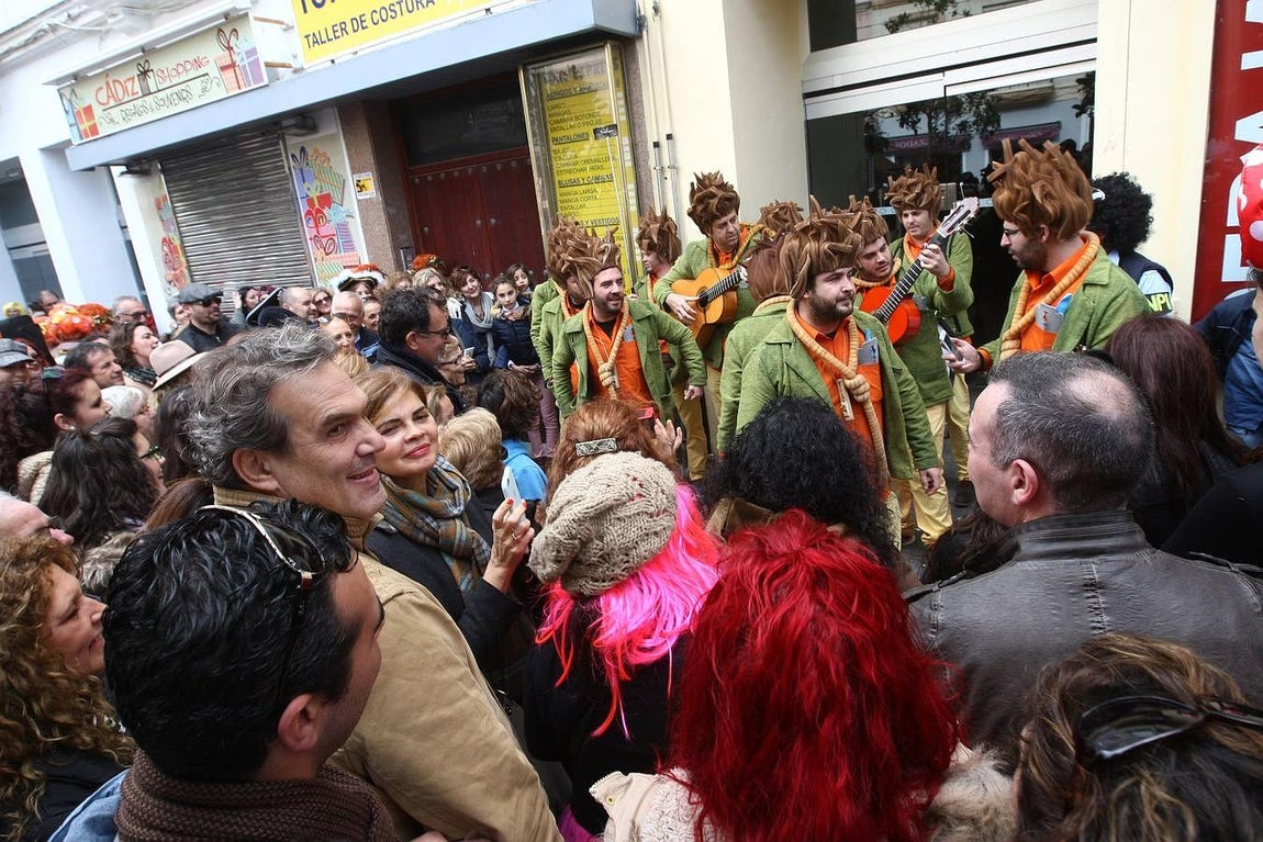 Ambiente del Domingo de Piñata de Cádiz