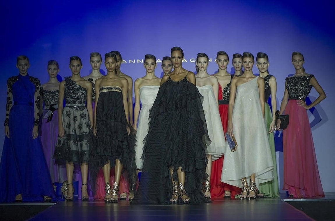 Propuestas para el otoño-invierno 2016-17 del diseñador Hannibal Laguna. 