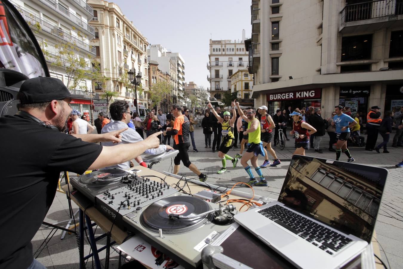 El Zurich Maratón de Sevilla 2016, en imágenes