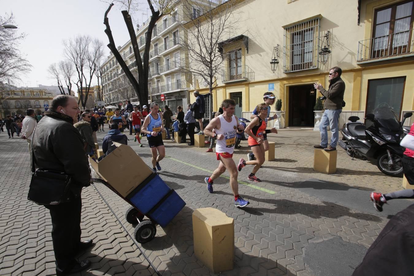 El Zurich Maratón de Sevilla 2016, en imágenes