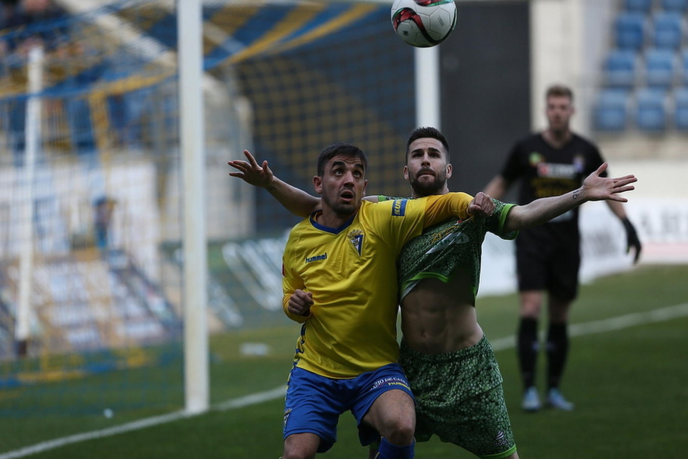 Partido Cádiz-La Hoya (1-1)