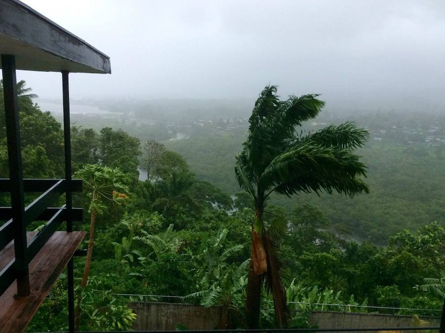 Al menos 21 personas han perdido la vida en Fiyi y miles han quedado desplazadas por el ciclón Winston