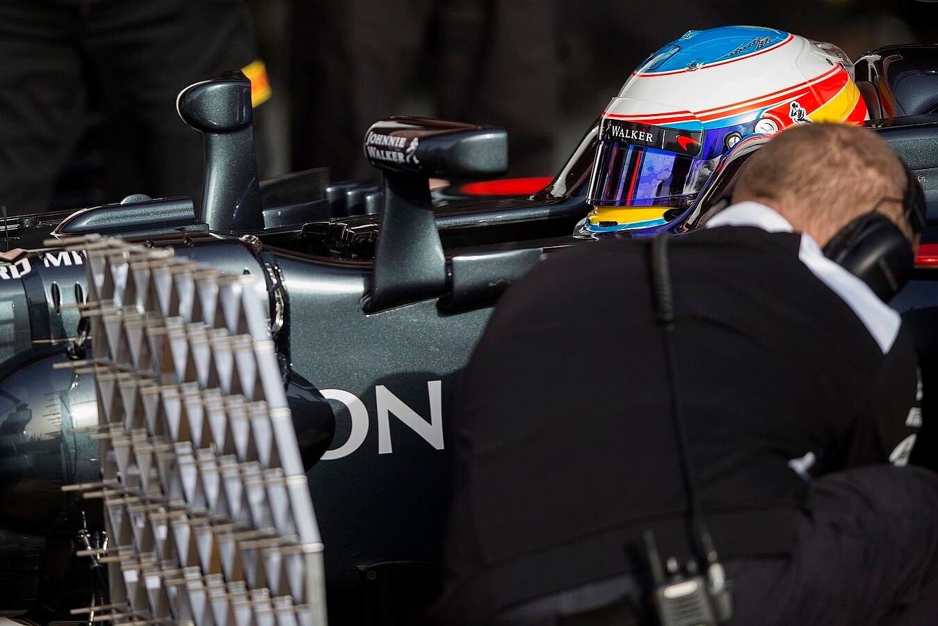 Alonso ya rueda con el McLaren