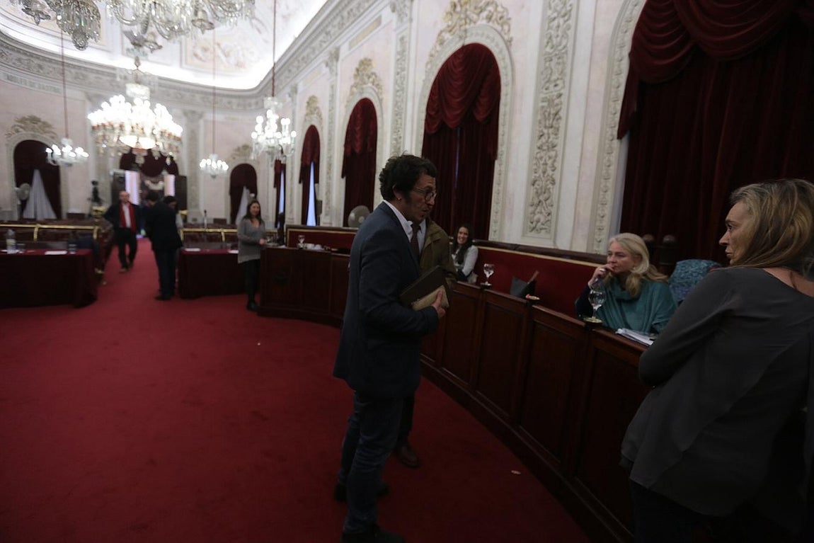 Fotos: Así se ha vivido el aviso de bomba