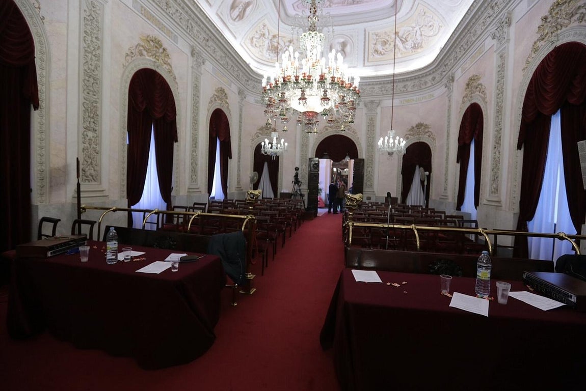 Fotos: Así se ha vivido el aviso de bomba