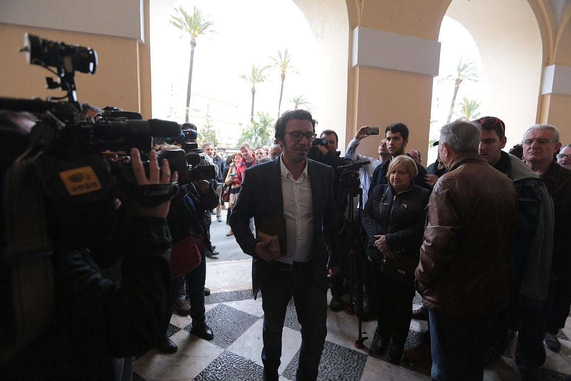 Fotos: Así se ha vivido el aviso de bomba