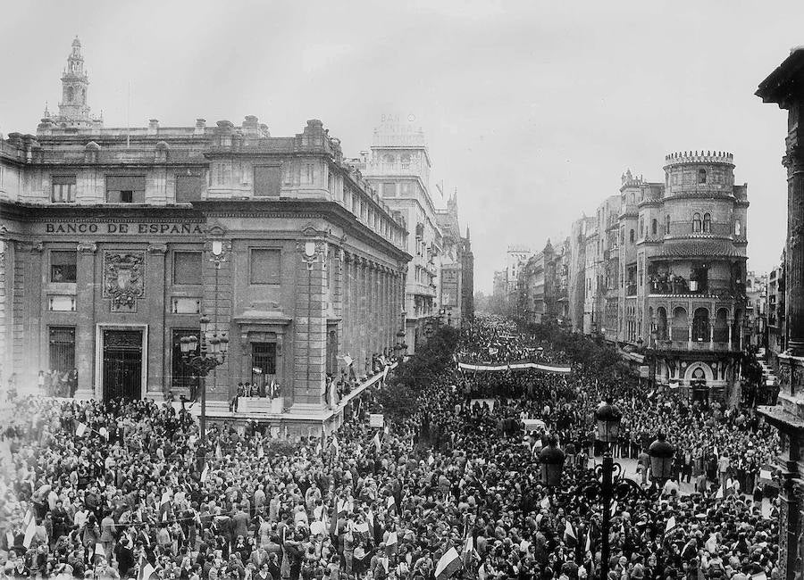 Manifestación multitudinaria en Sevilla