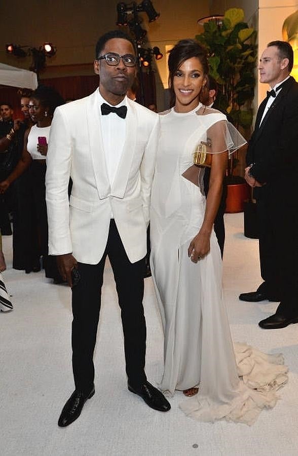 El maestro de ceremonias de los Oscar junto a su chica. 