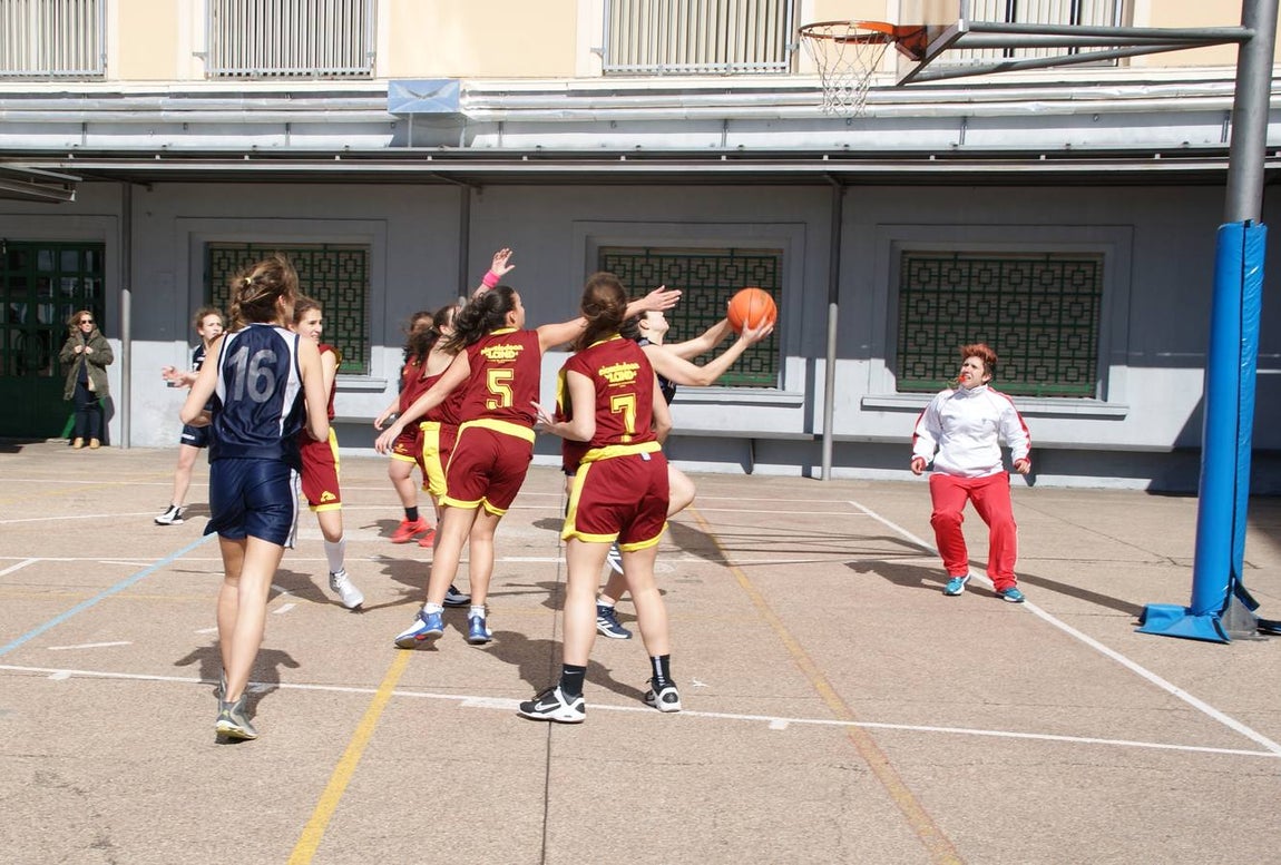 Baloncesto: Nuestra Señora de las Maravillas vs Virgen de Atocha