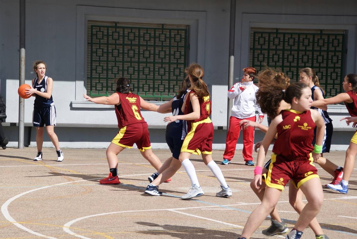 Baloncesto: Nuestra Señora de las Maravillas vs Virgen de Atocha