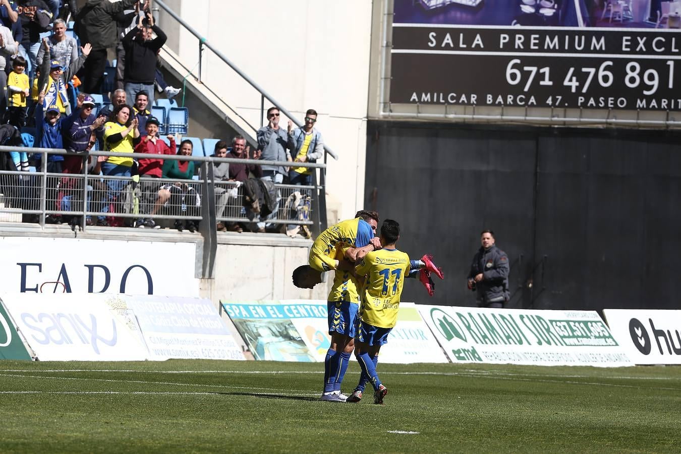 Cádiz C.F. 3 - UD. Melilla 0