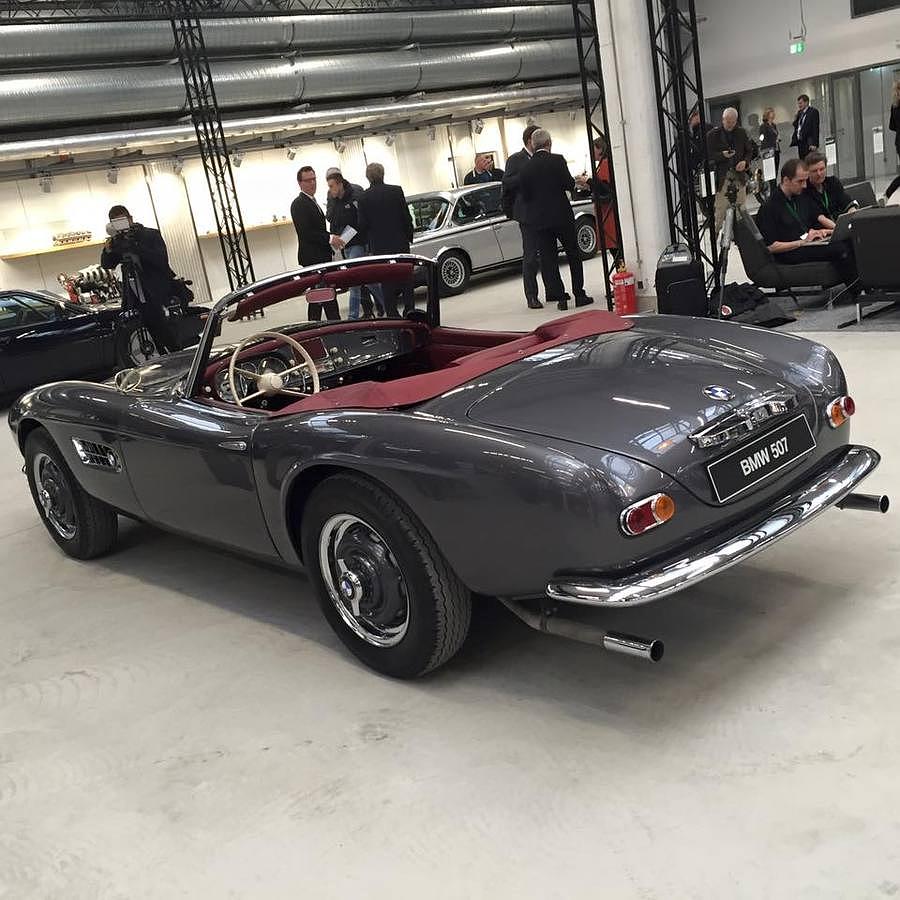 Modelo BMW 507