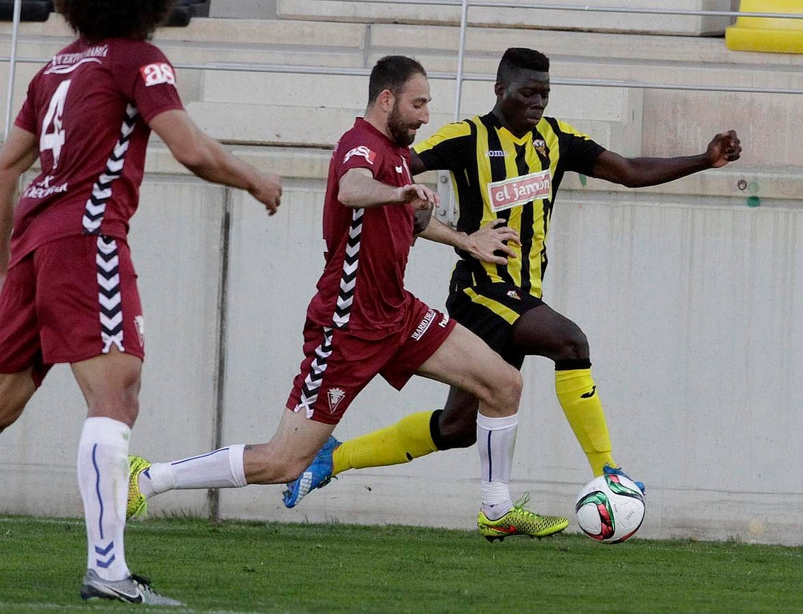 Imágenes del partido San Roque Lepe -Cádiz CF (1-3)