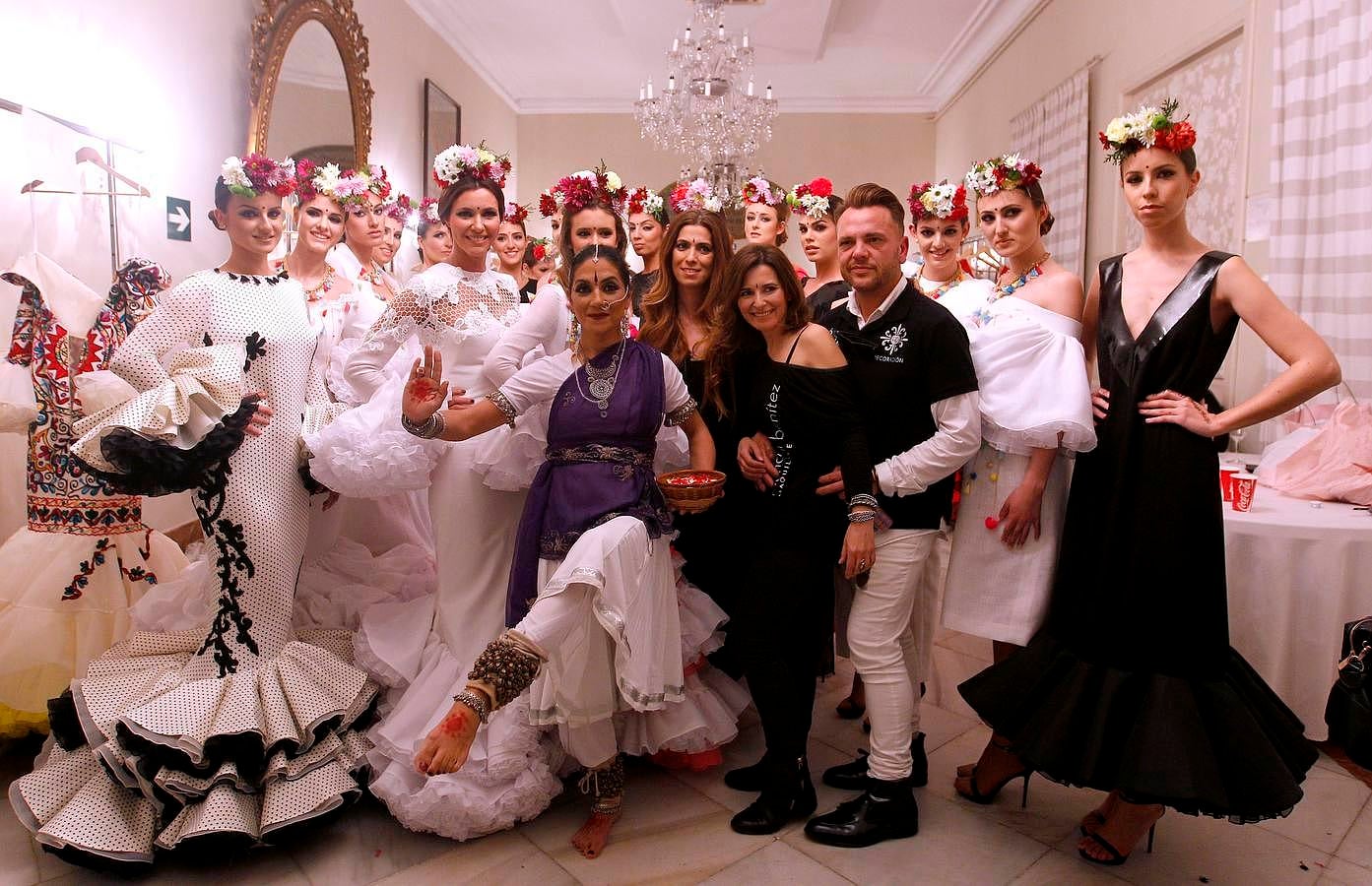 En imágenes, la colección flamenca y solidaria de Juana Martín