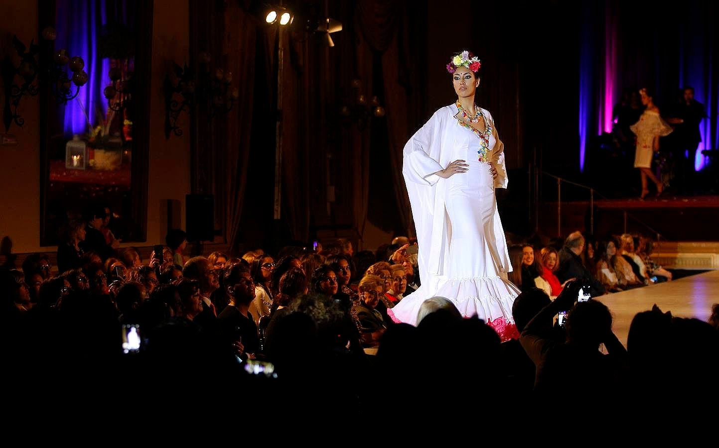 En imágenes, la colección flamenca y solidaria de Juana Martín