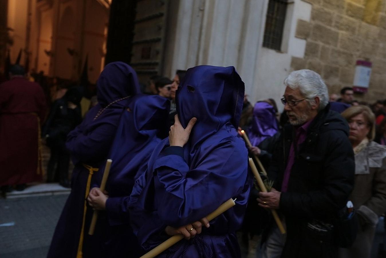 Fotos: Humildad y Paciencia en el Domingo de Ramos. Semana Santa en Cádiz 2016