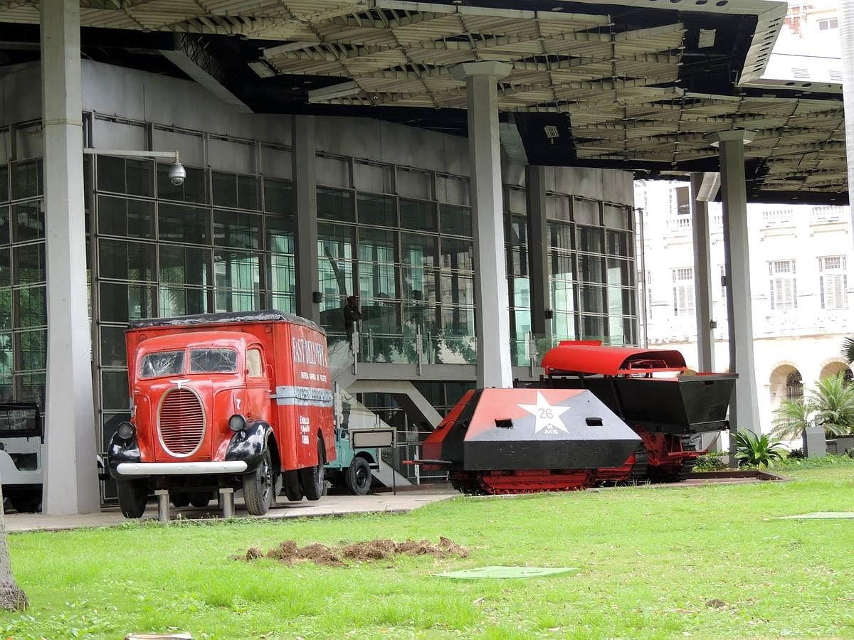 El Museo de la Revolución y el Memorial Granma acogen varios vehículos utilizados en su día por Fidel Castro