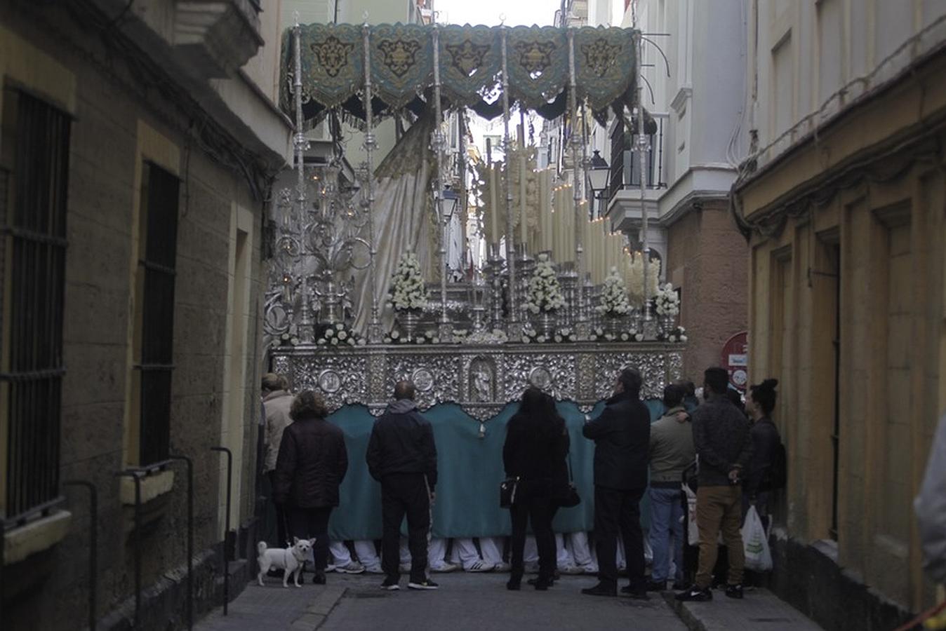 Fotos: El Prendimiento en el Lunes Santo. Semana Santa en Cádiz 2016