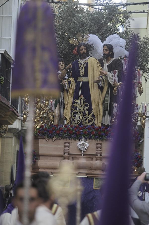 Fotos: El Prendimiento en el Lunes Santo. Semana Santa en Cádiz 2016