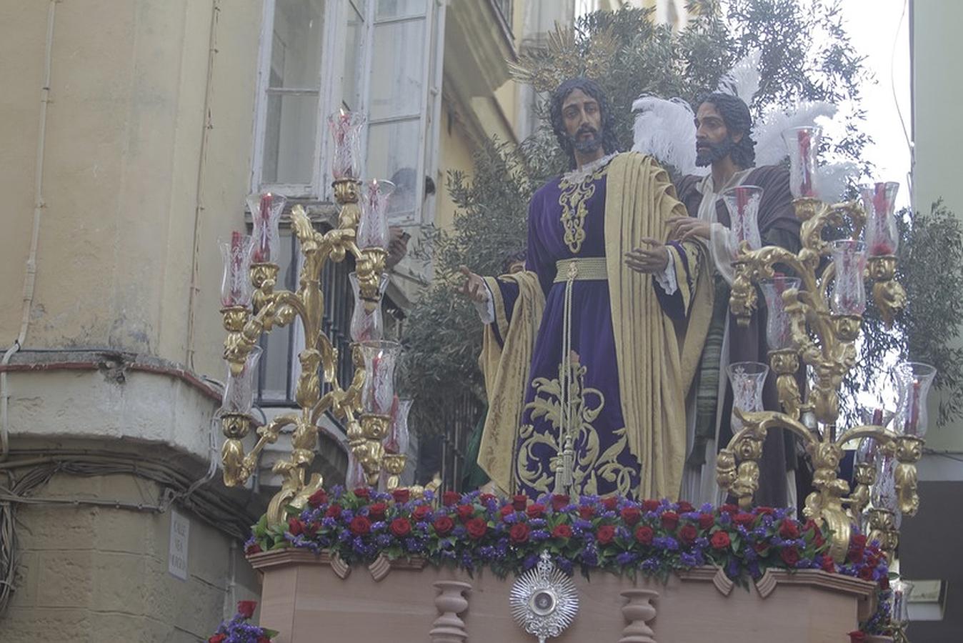 Fotos: El Prendimiento en el Lunes Santo. Semana Santa en Cádiz 2016