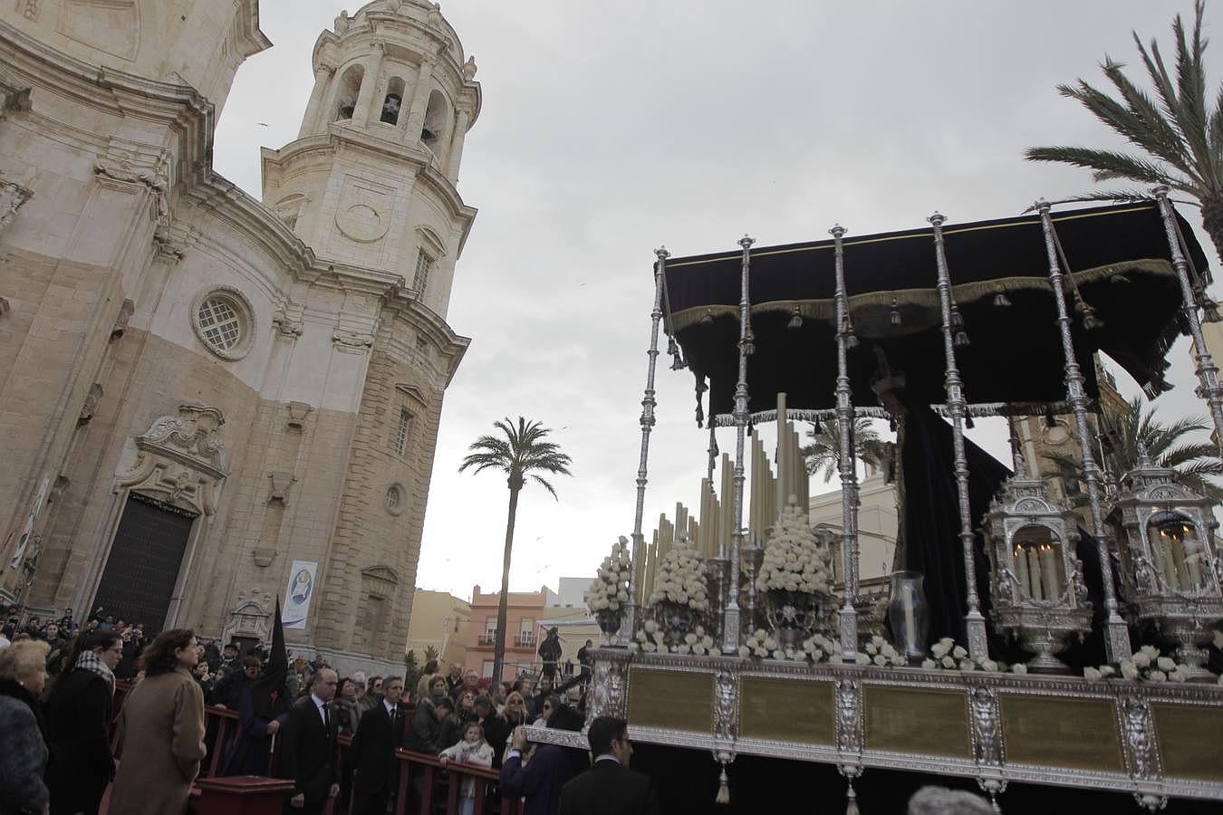 Fotos: Piedad el Martes Santo en Cádiz. Semana Santa 2016