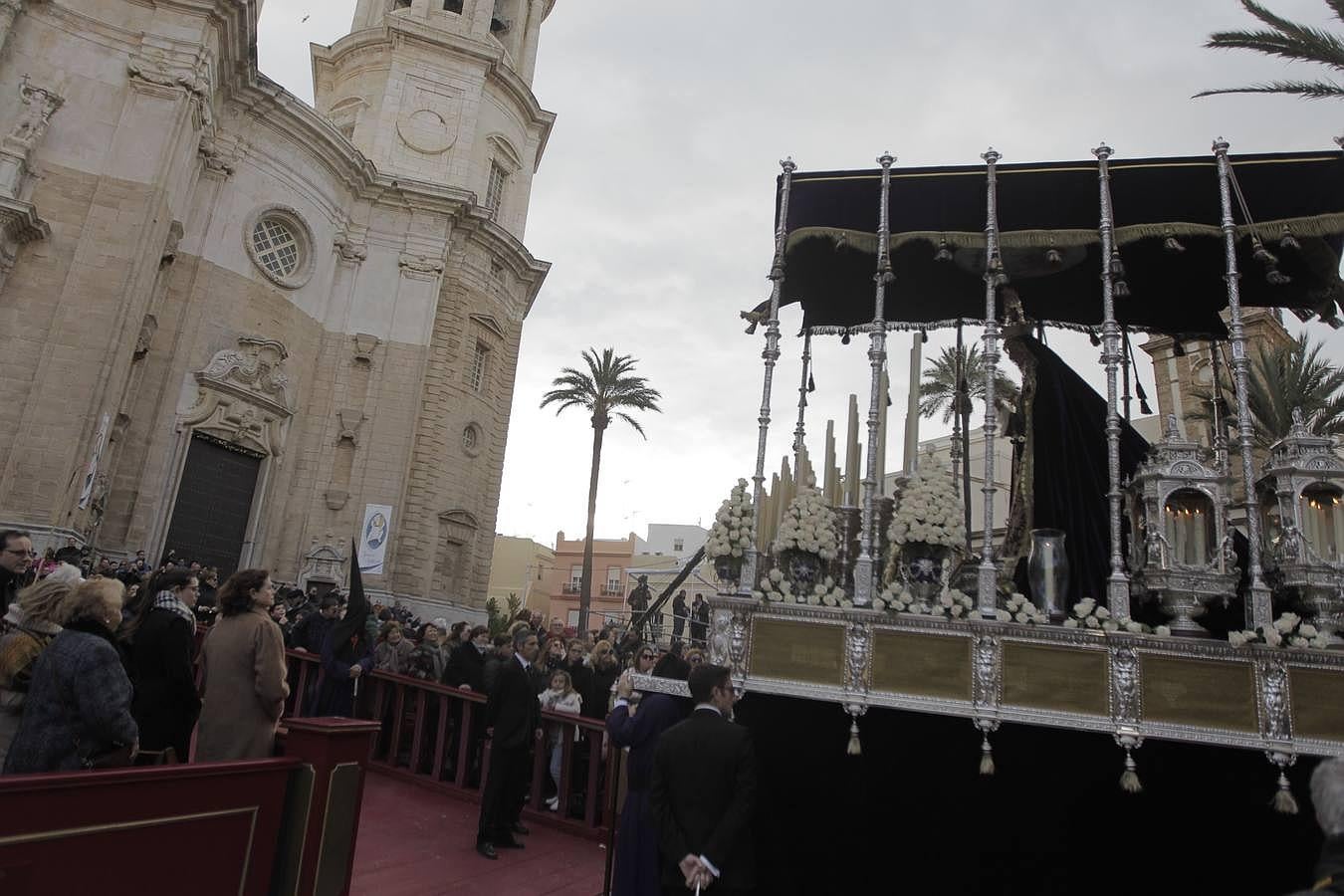 Fotos: Piedad el Martes Santo en Cádiz. Semana Santa 2016