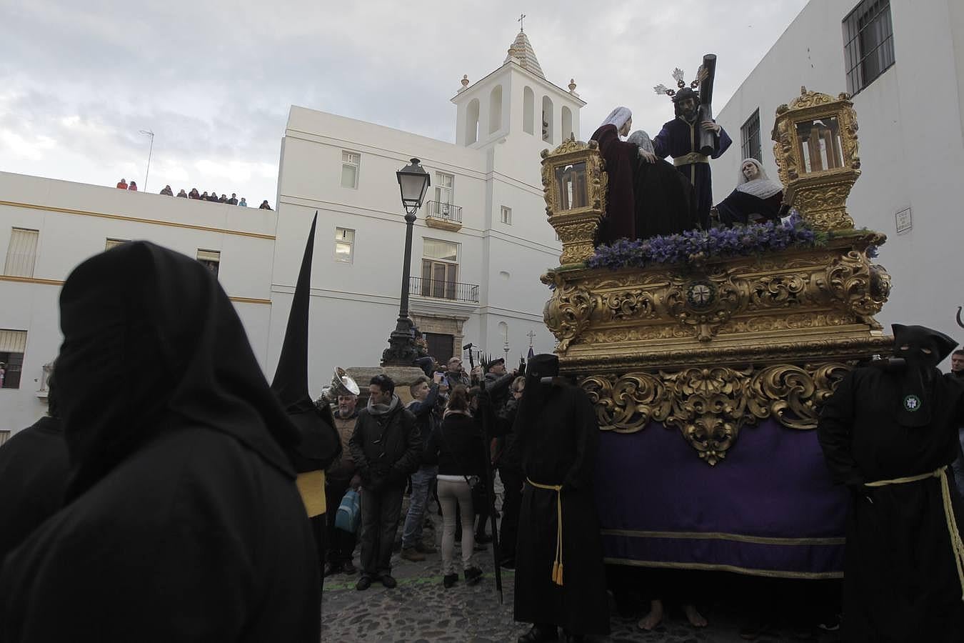 Fotos: Sanidad el Martes Santo en Cádiz. Semana Santa 2016