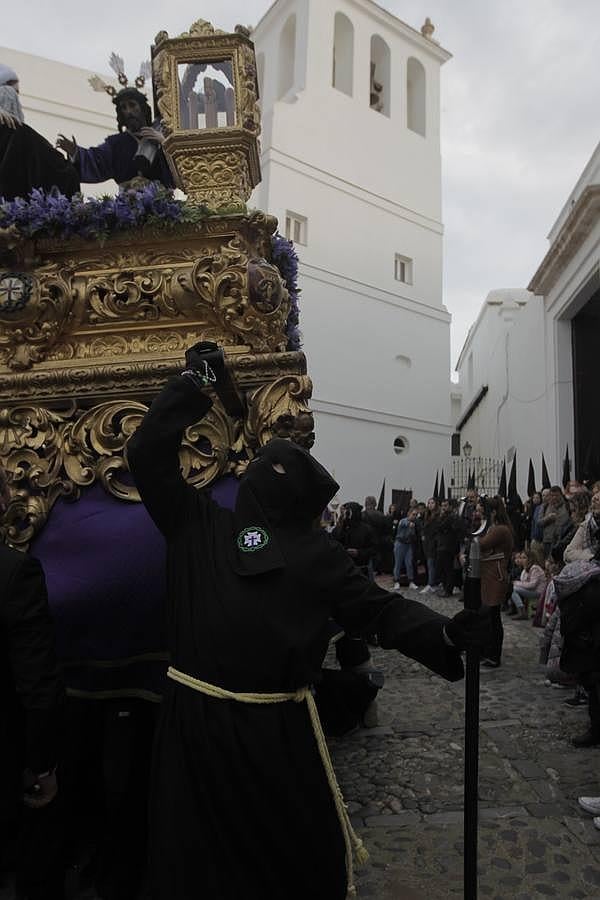 Fotos: Sanidad el Martes Santo en Cádiz. Semana Santa 2016