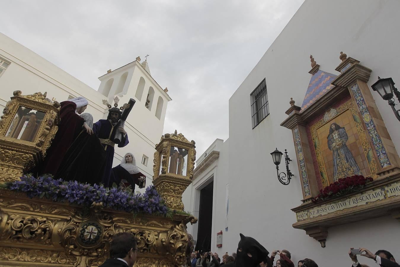 Fotos: Sanidad el Martes Santo en Cádiz. Semana Santa 2016