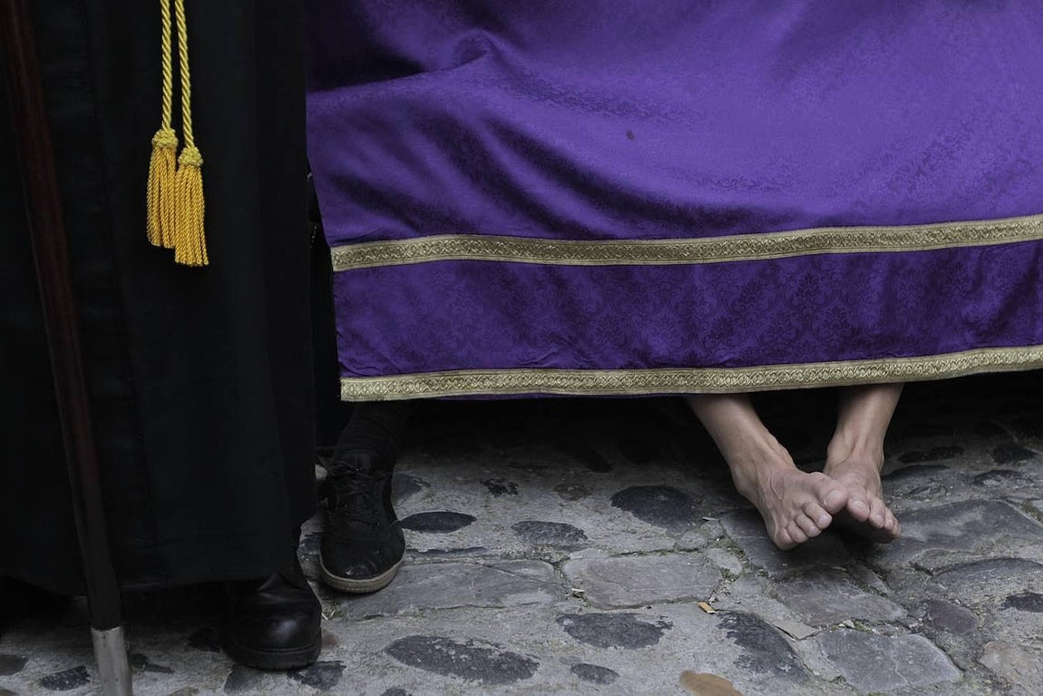 Fotos: Sanidad el Martes Santo en Cádiz. Semana Santa 2016