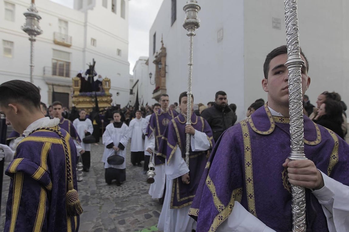 Fotos: Sanidad el Martes Santo en Cádiz. Semana Santa 2016