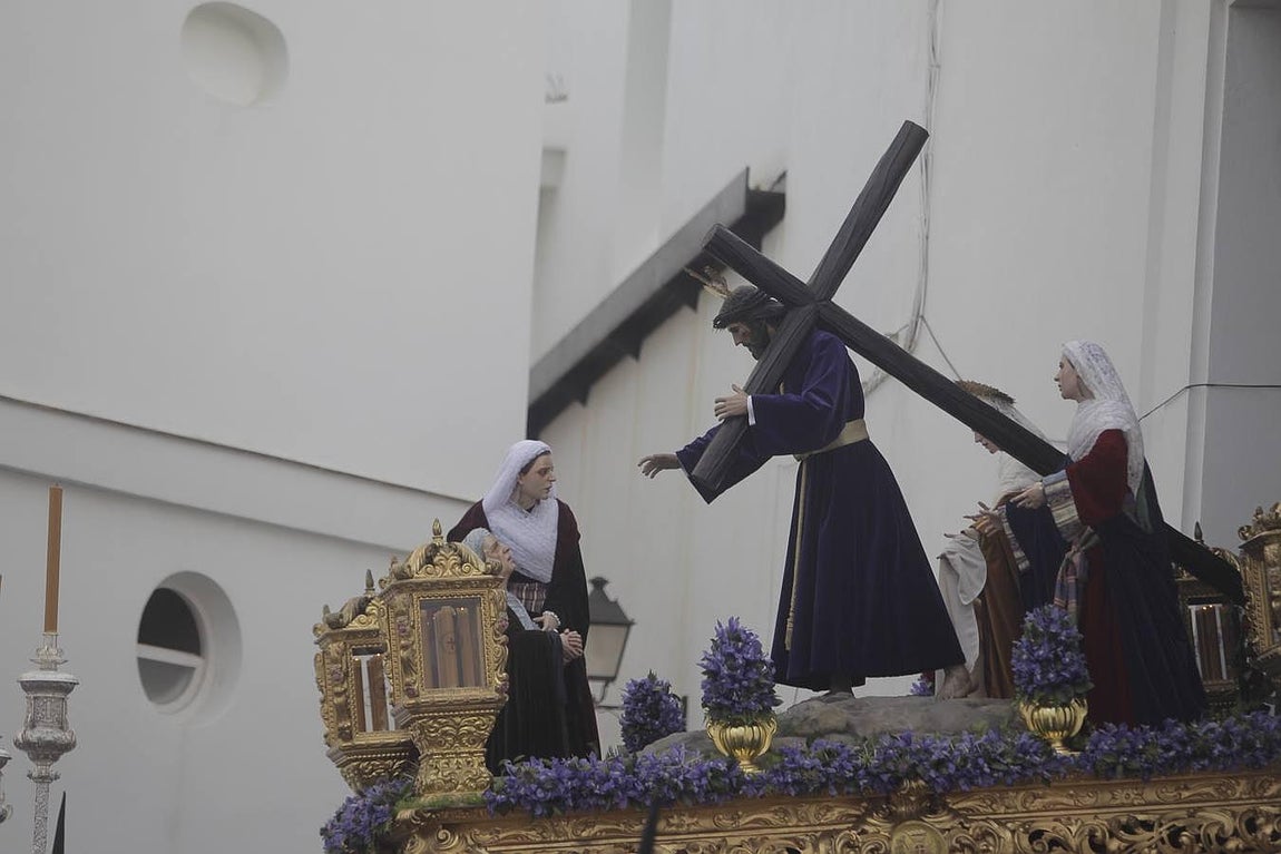 Fotos: Sanidad el Martes Santo en Cádiz. Semana Santa 2016