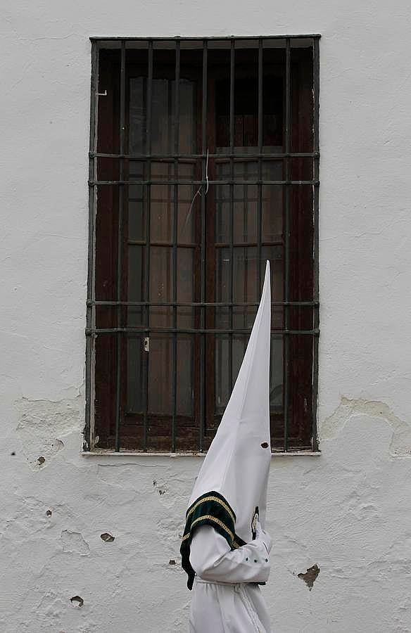 La estación de penitencia de la Paz, en imágenes