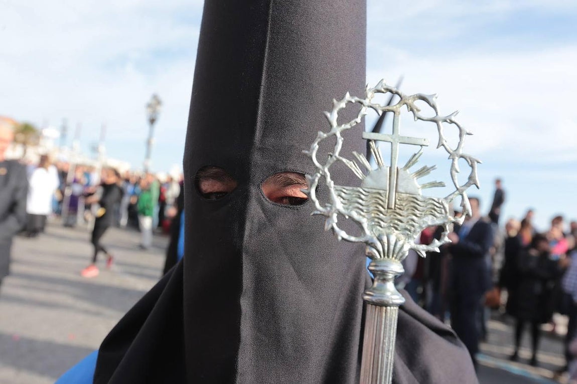Fotos: Las Aguas el Miércoles Santo en Cádiz. Semana Santa 2016
