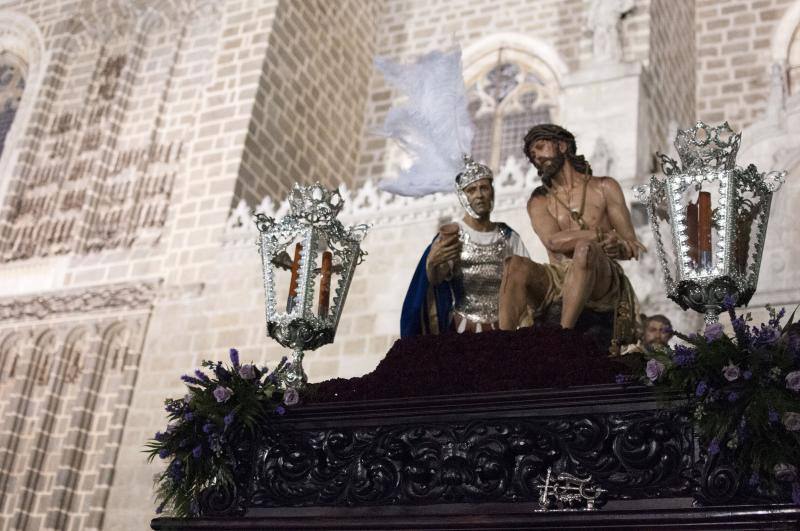 El Cristo de la Humildad, por las calles de Toledo