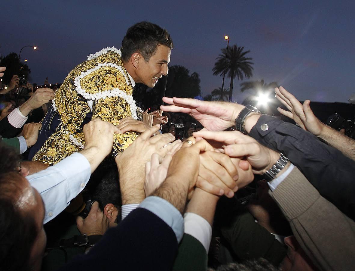 El romance de José María Manzanares con Sevilla, foto a foto