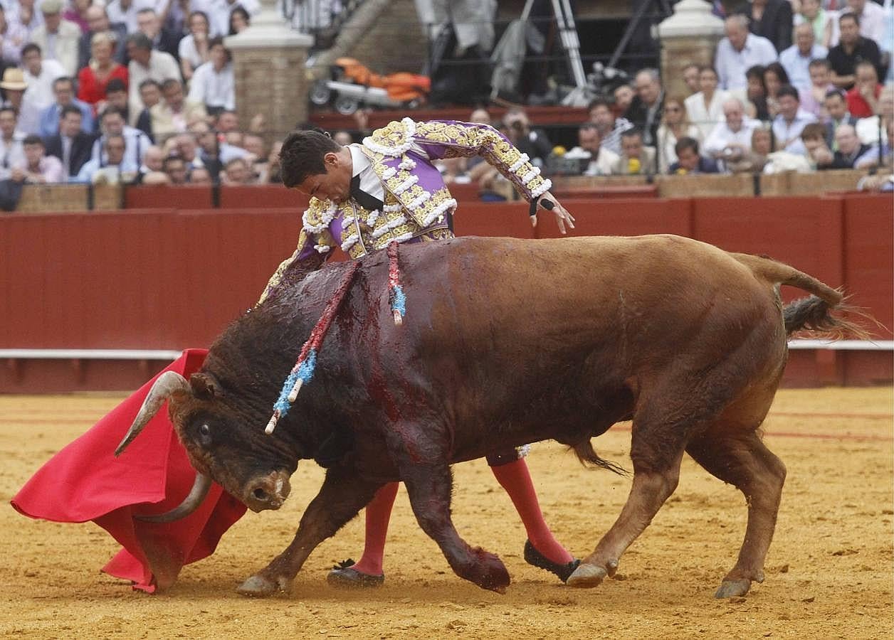 El romance de José María Manzanares con Sevilla, foto a foto