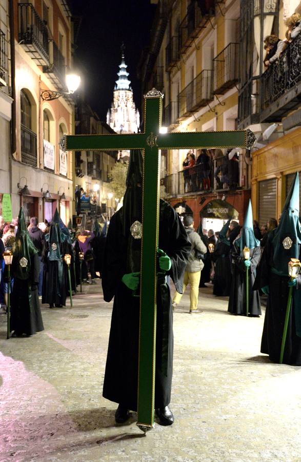 Los cinco pasos del Jueves Santo toledano, en imágenes,