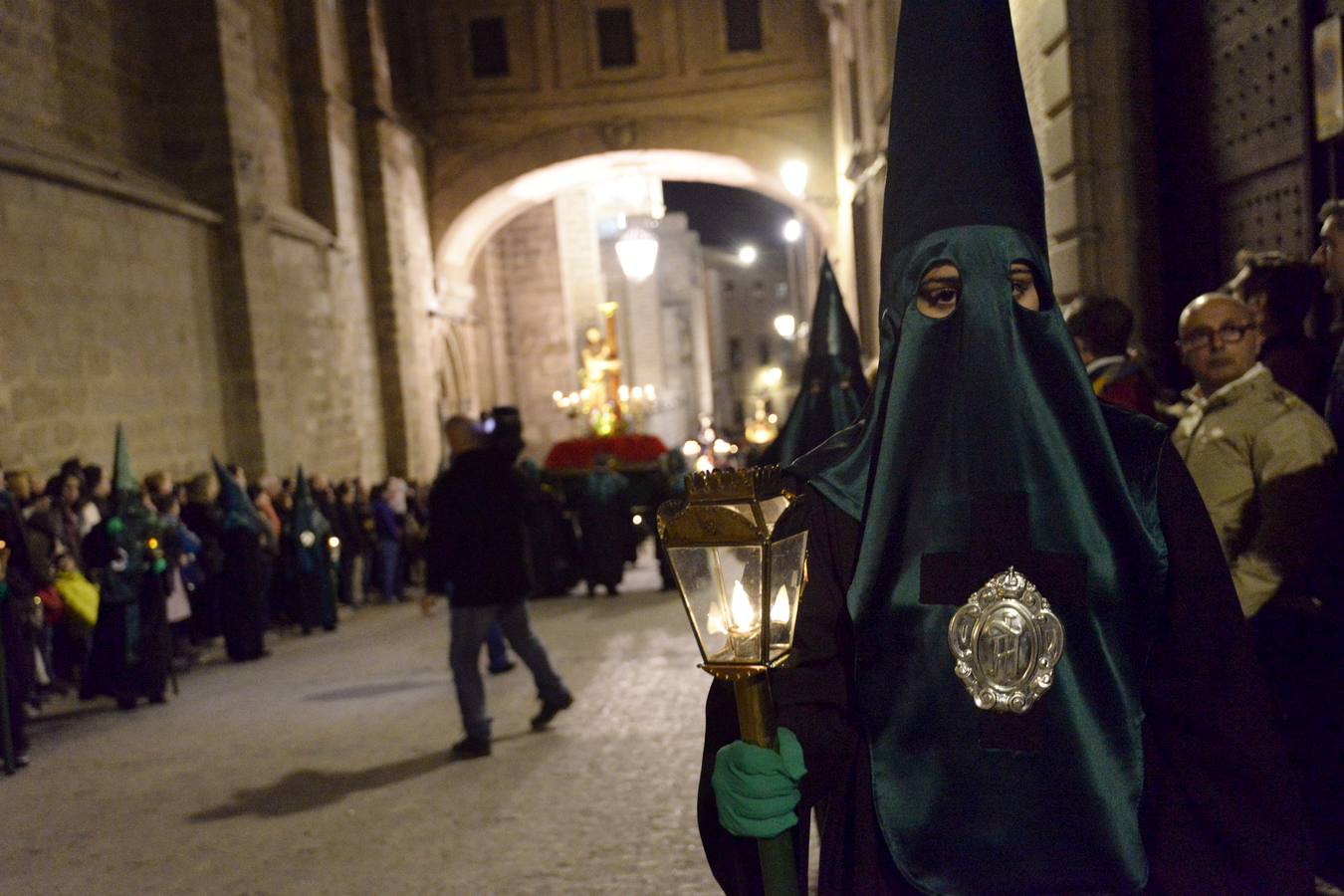 Los cinco pasos del Jueves Santo toledano, en imágenes,