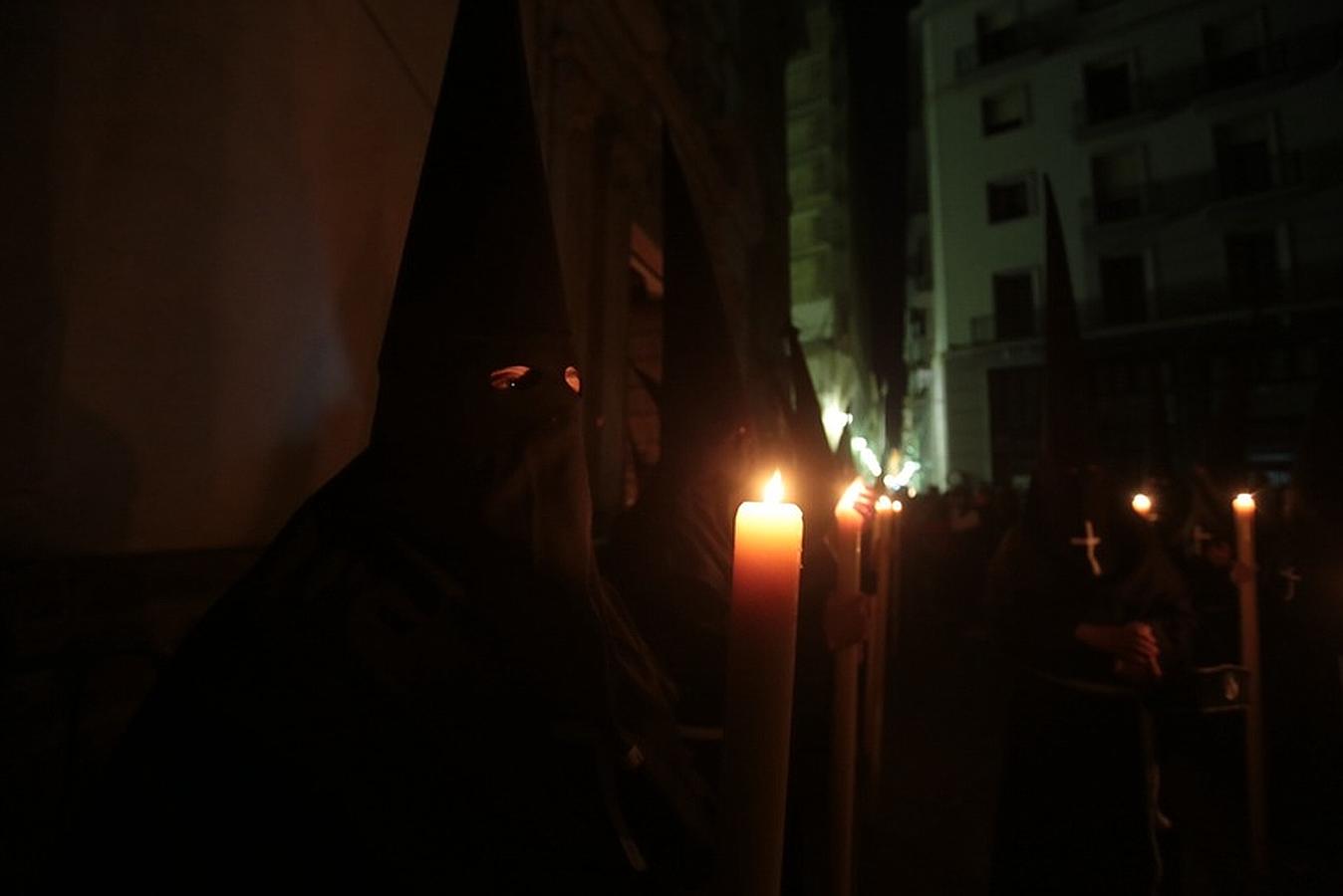 Fotos: Buena Muerte el Viernes Santo en Cádiz. Semana Santa 2016