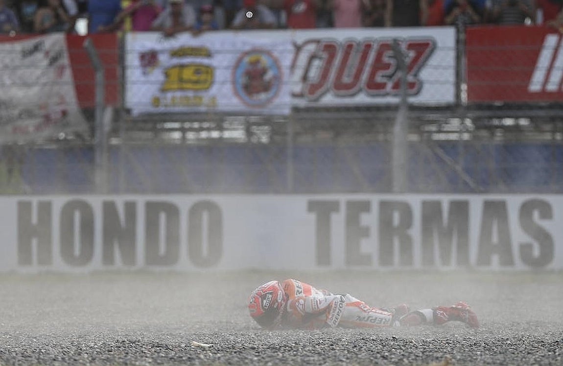 Escalofriante caída de Marc Márquez