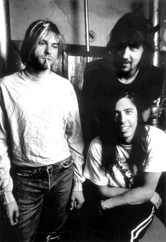 Desde su debut, la banda ha vendido más de 95 millones de álbumes a nivel mundial, incluyendo 10 millones de ejemplares de Nevermind en los Estados Unidos. 