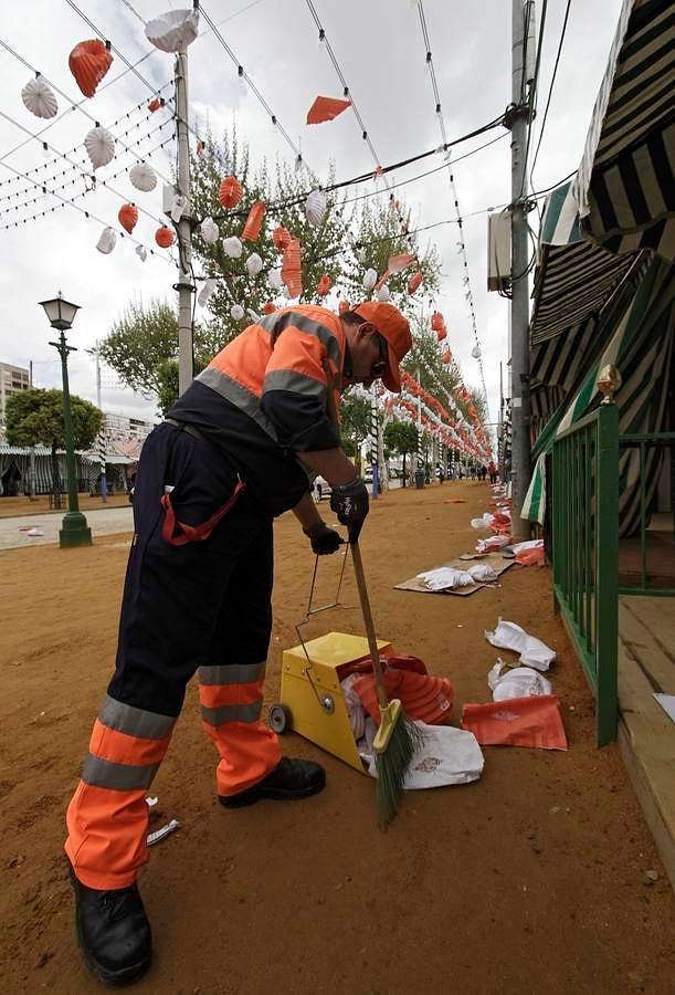 Ambiente en las casetas a pesar de la lluvia