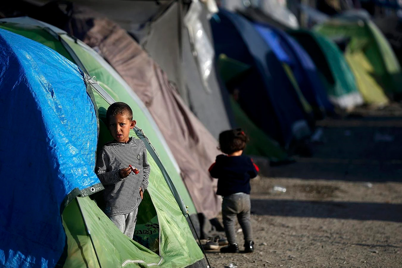 El primer ministro griego, Alexis Tsipras, aseguró el lunes que el uso de gases contra los refugiados es «una vergüenza para la civilización europea»