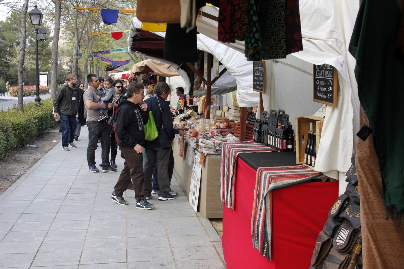 En imágenes: Mercado Cervantino en Recaredo