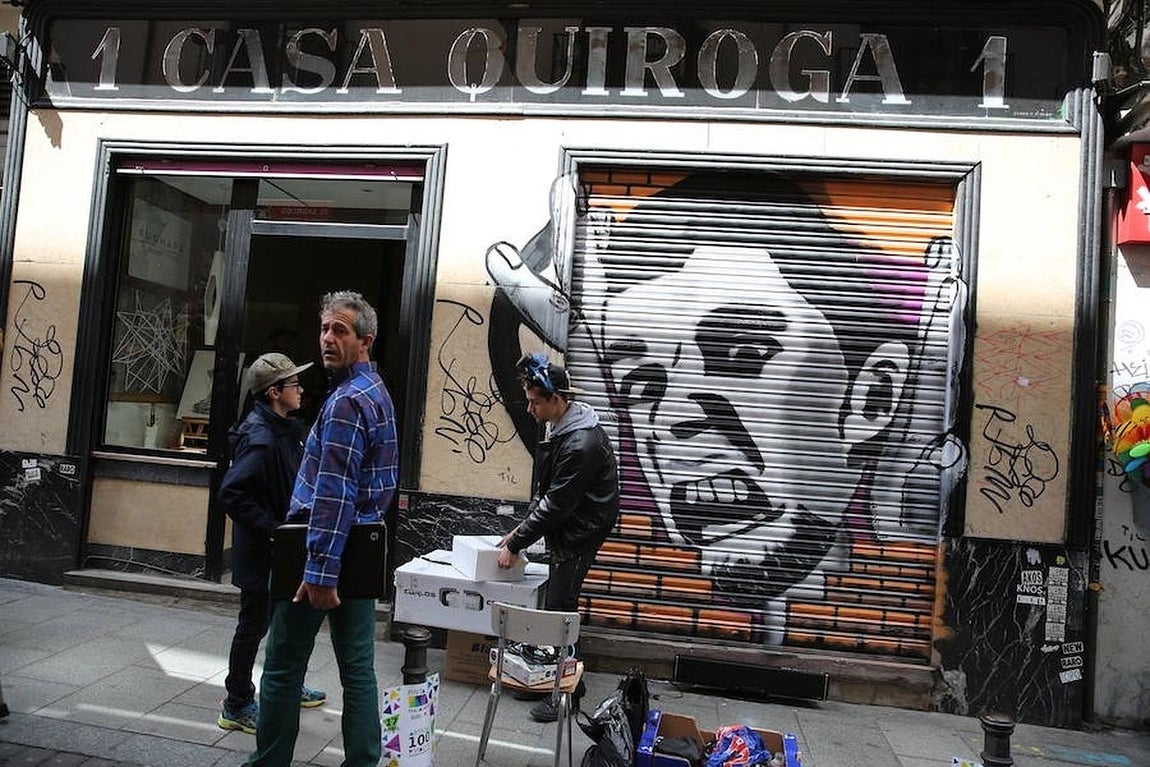 6.. En la iniciativa también participan la asociación de comerciantes Vive Malasaña, la Asociación de Hosteleros de Malasaña, así como la asociación vecinal ACIBU y la Junta Municipal de Centro